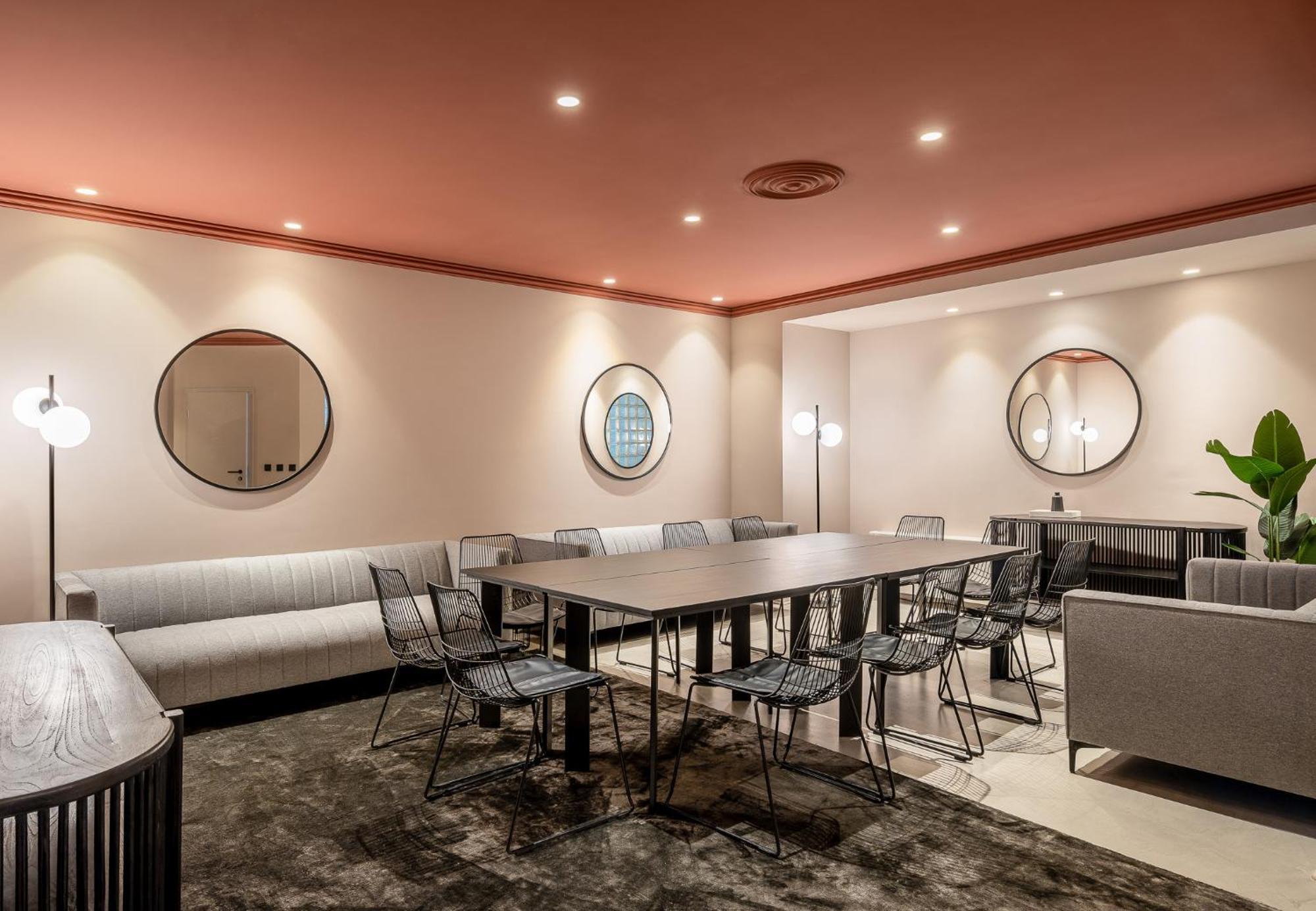 Two-Bedroom Apartment,1525749919:JPEG